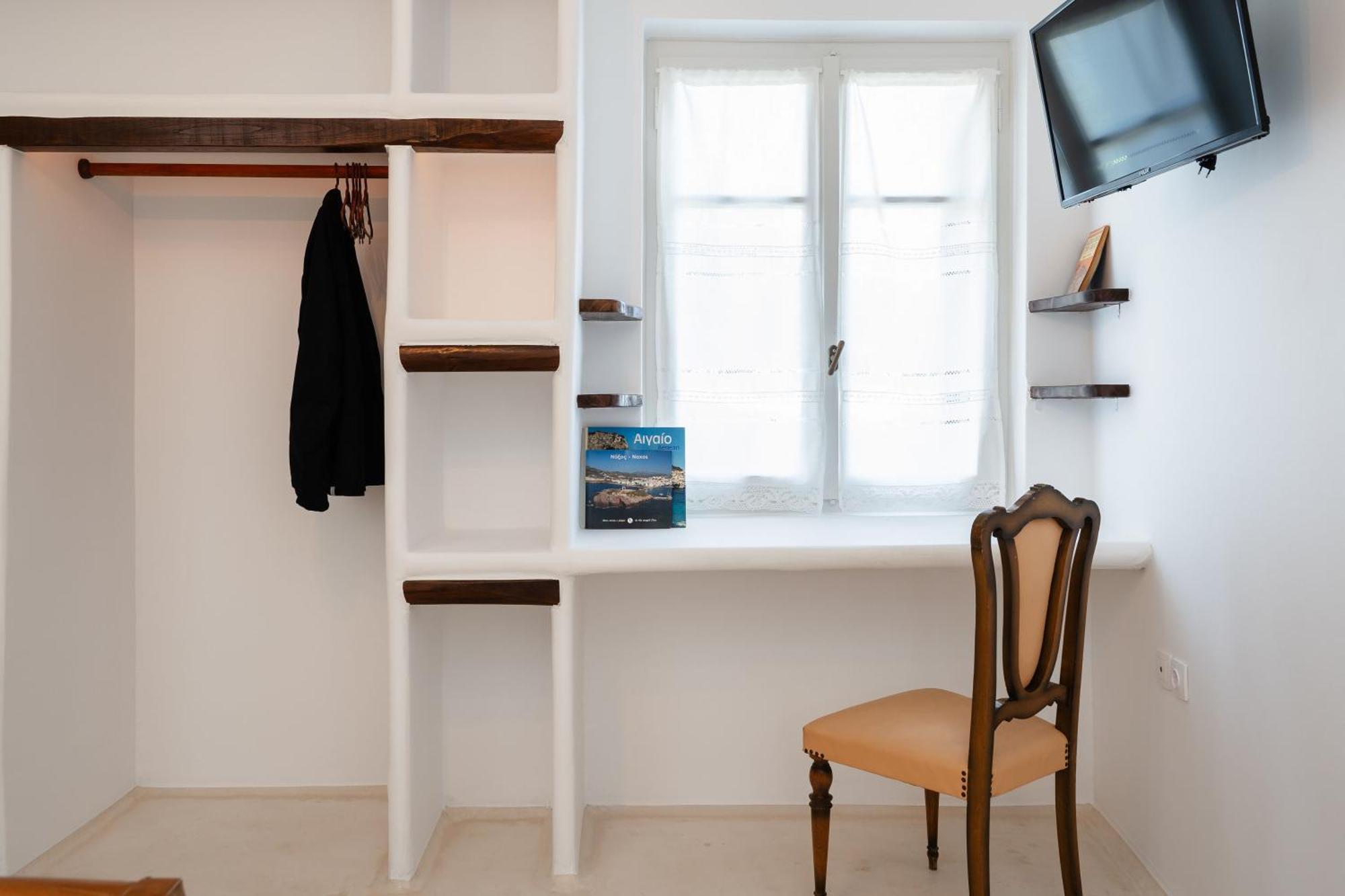 Michael'S Apartment Filoti Екстериор снимка