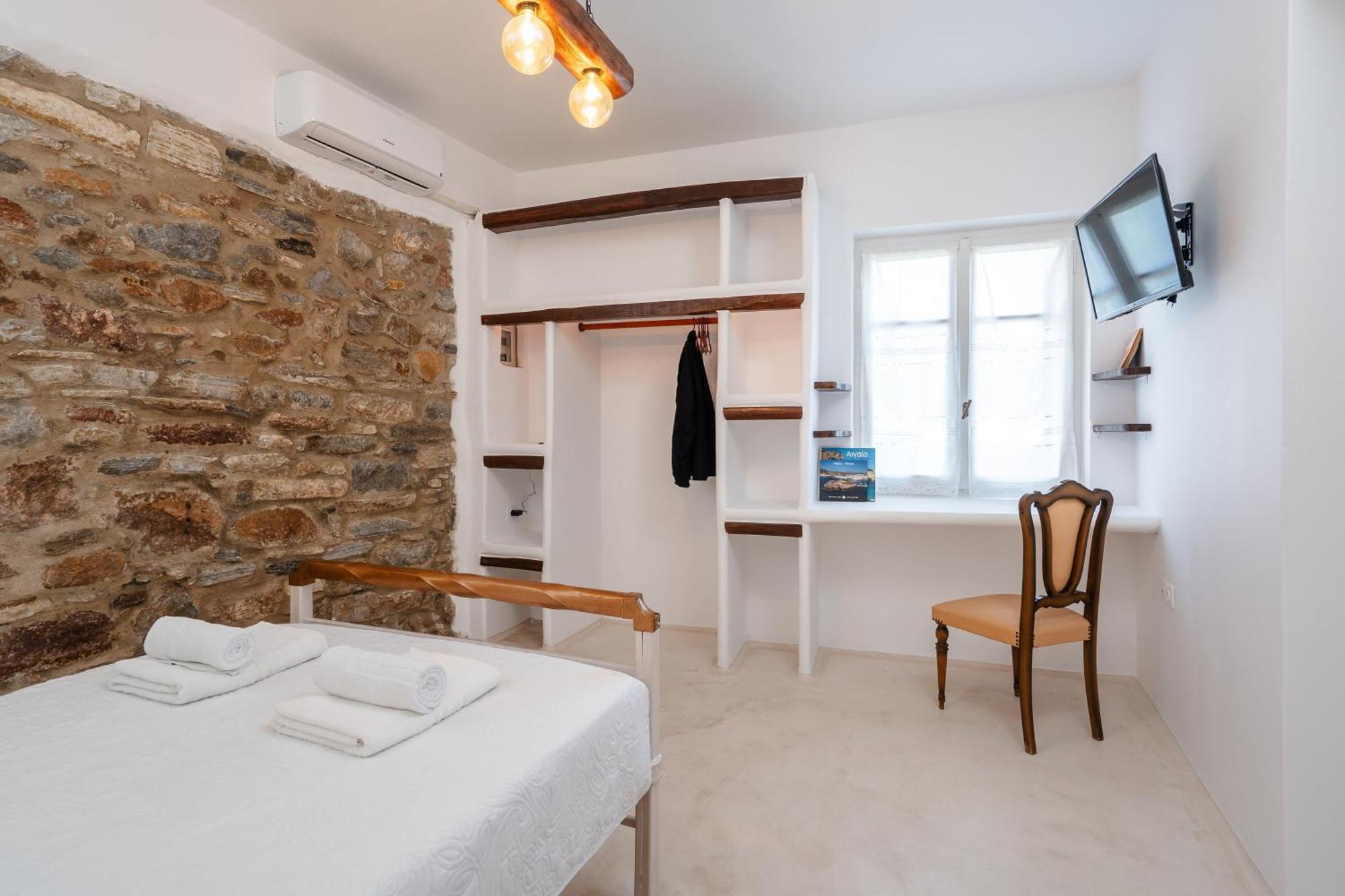 Michael'S Apartment Filoti Екстериор снимка
