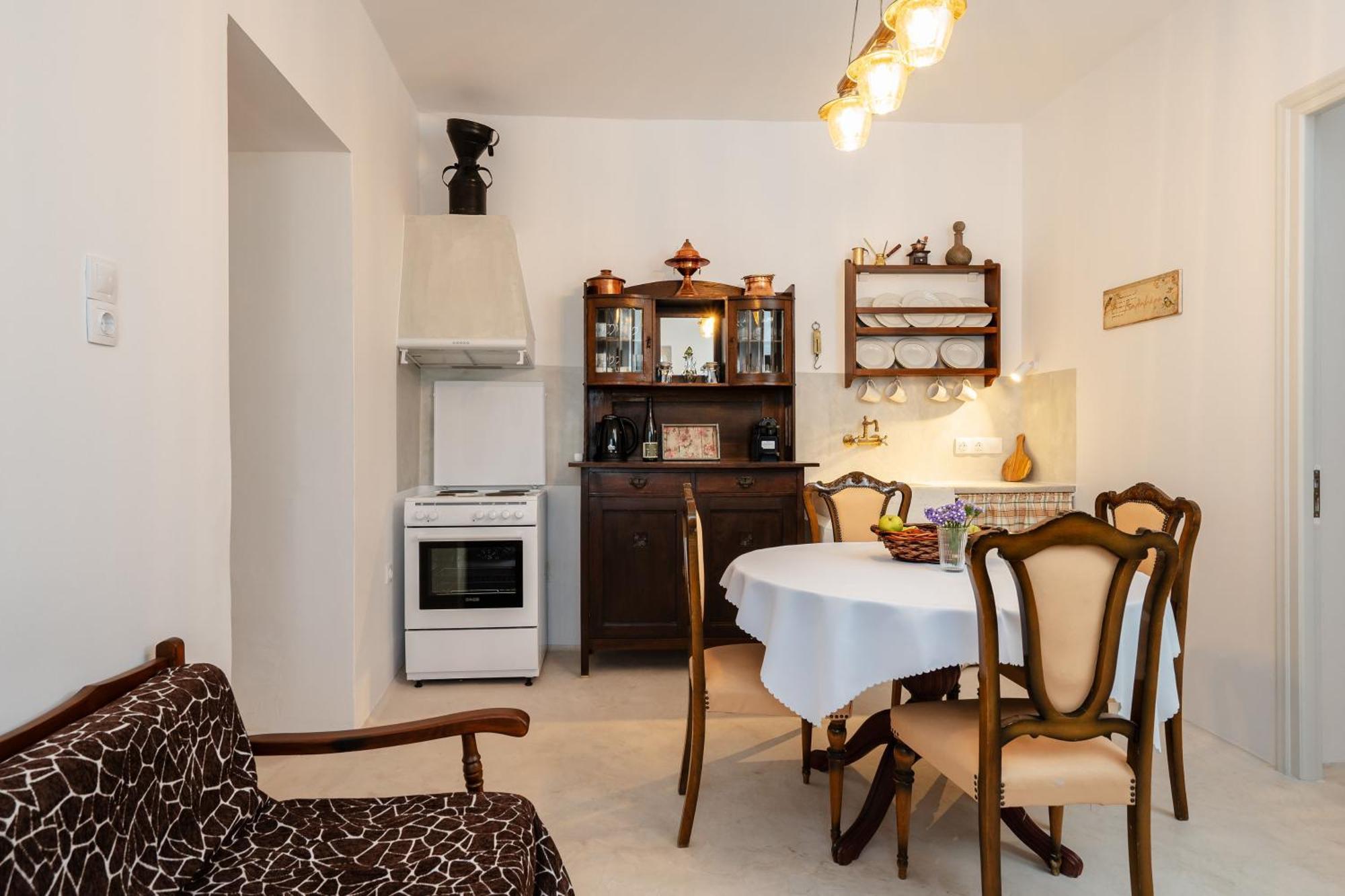 Michael'S Apartment Filoti Екстериор снимка